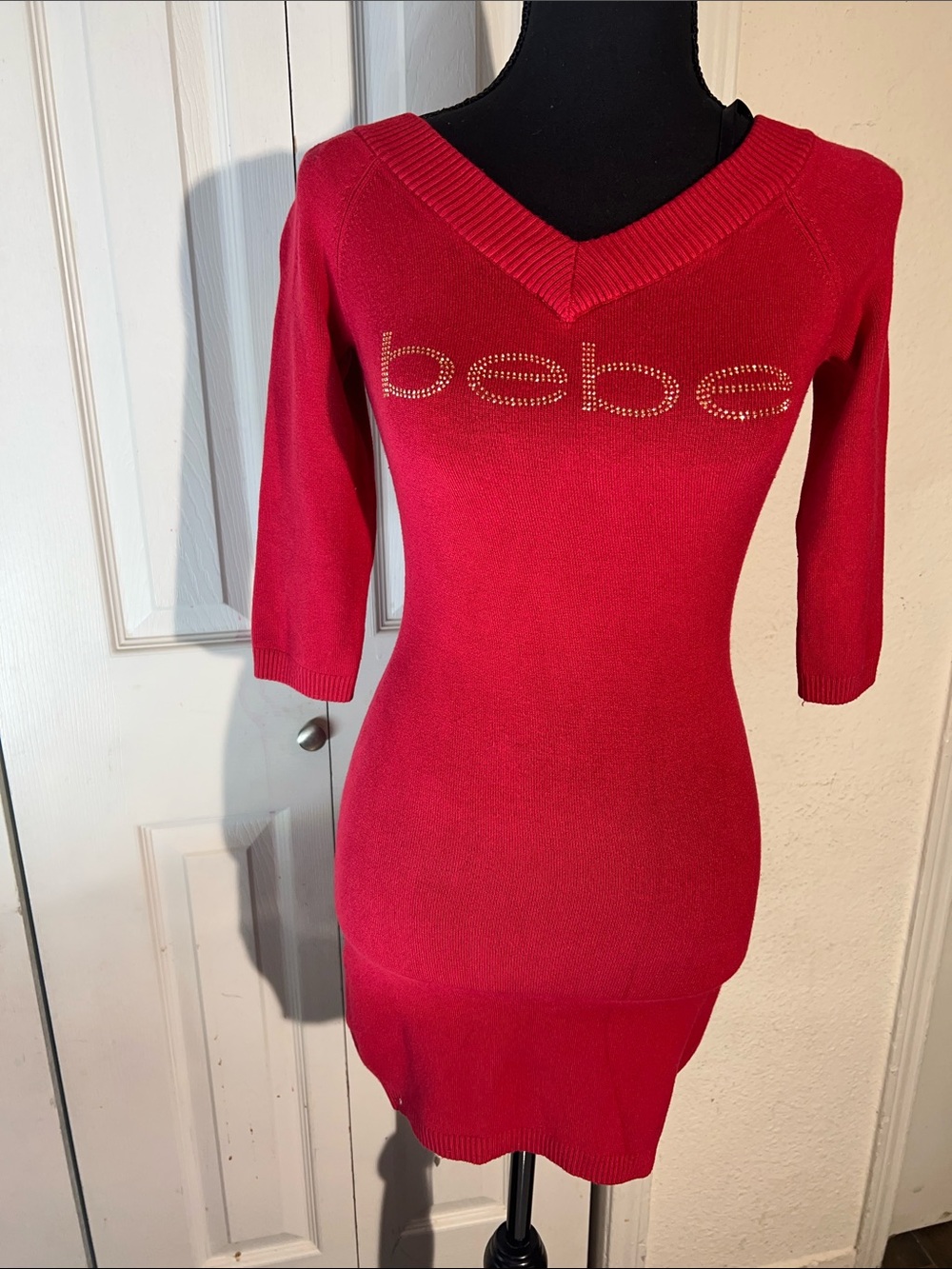 bebe Bright Red V‑Neck Logo Knit Mini Dress